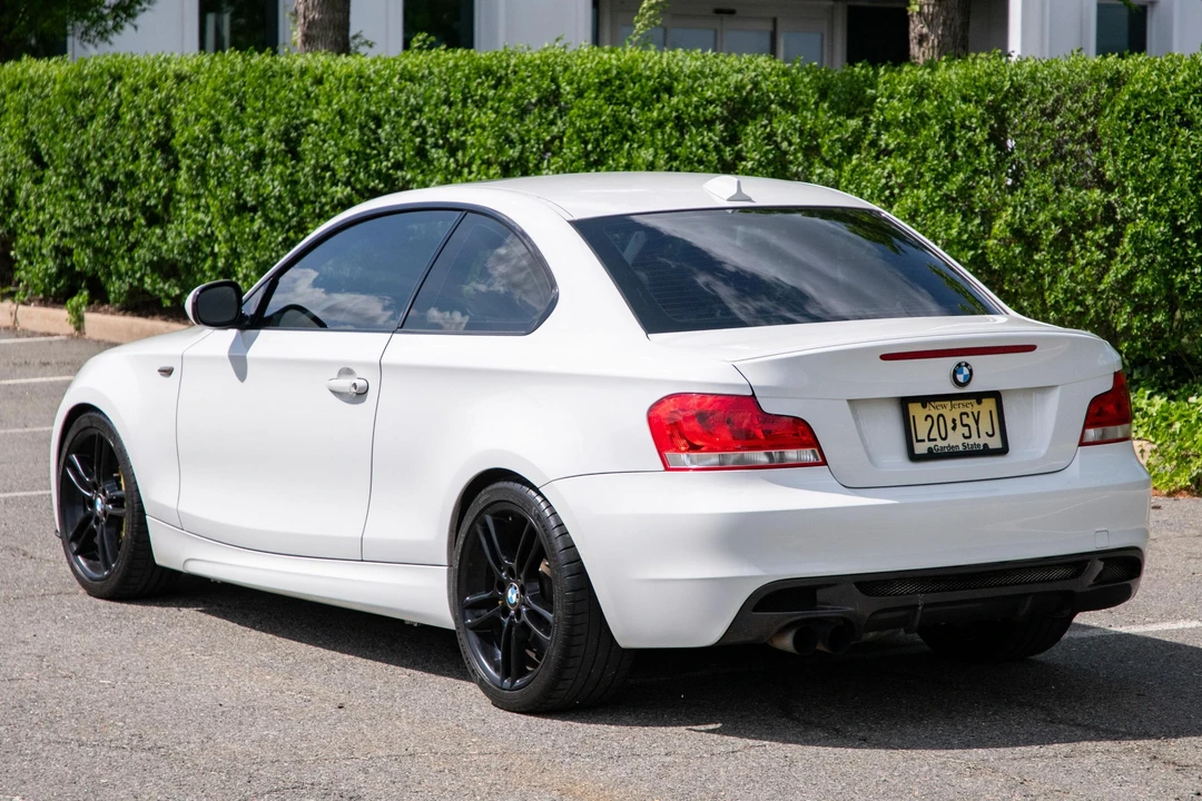 2012 BMW E82 135i & 135is - Image 4 of 31
