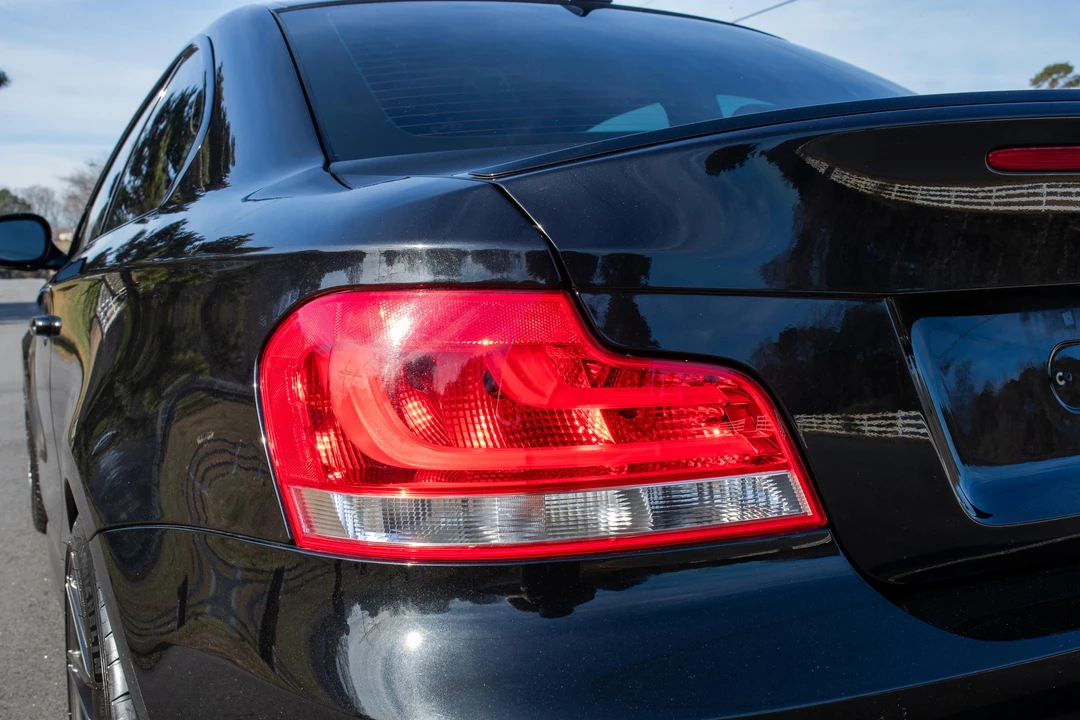 2012 BMW E82 135i & 135is - Image 27 of 31