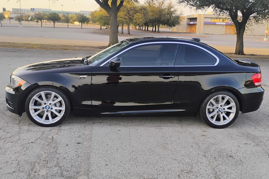 2012 BMW E82 135i & 135is - Image 3 of 31