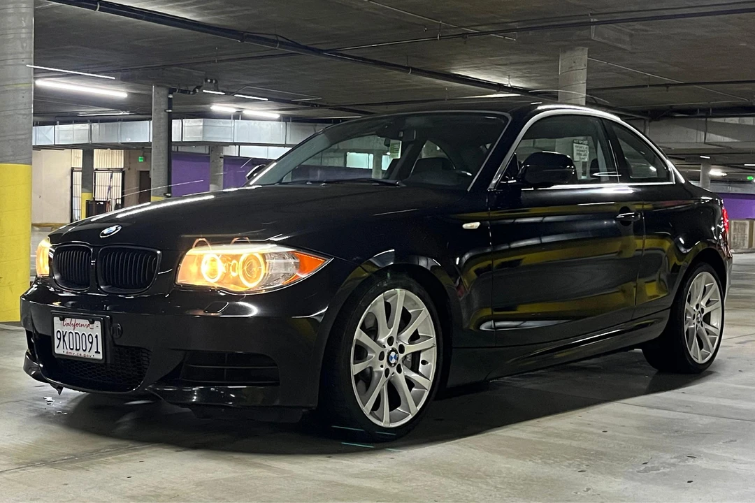 2012 BMW E82 135i & 135is - Image 11 of 31