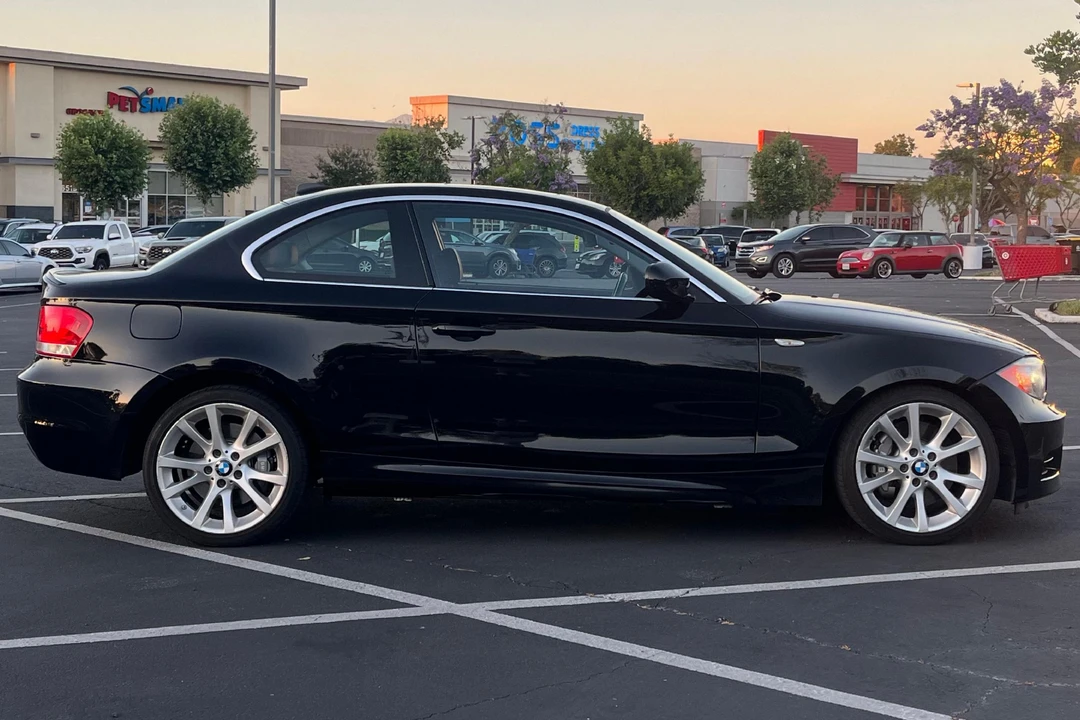 2012 BMW E82 135i & 135is - Image 3 of 31