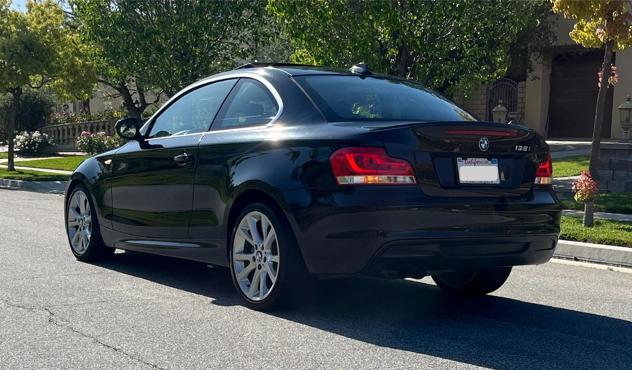 2012 BMW E82 135i & 135is - Image 16 of 31