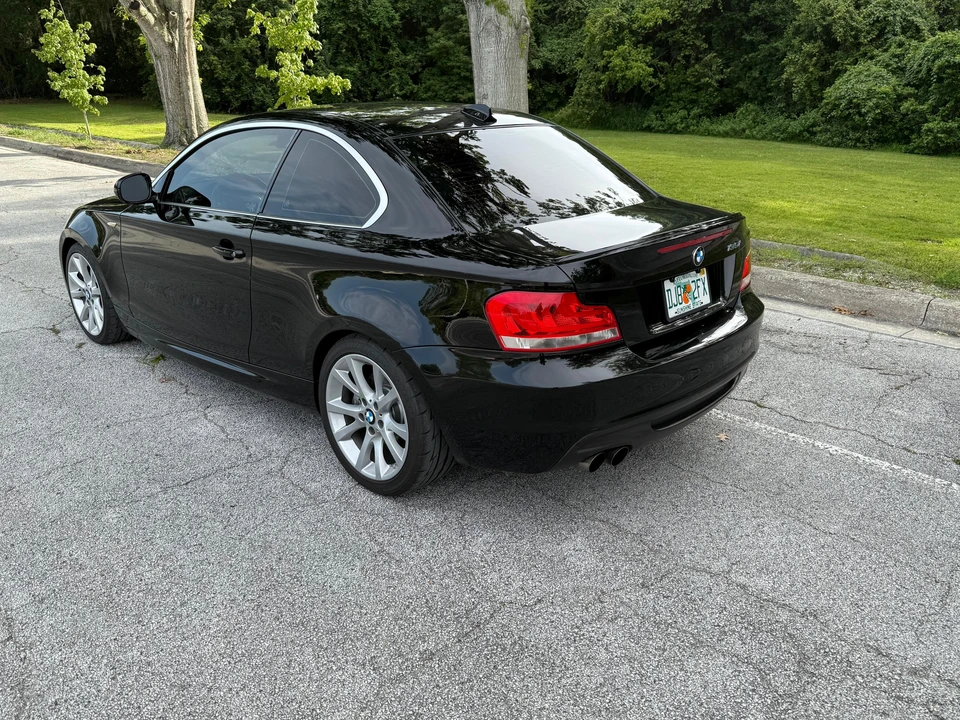 2012 BMW E82 135i & 135is - Image 16 of 31