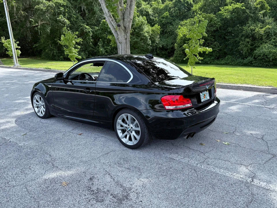 2012 BMW E82 135i & 135is - Image 15 of 31