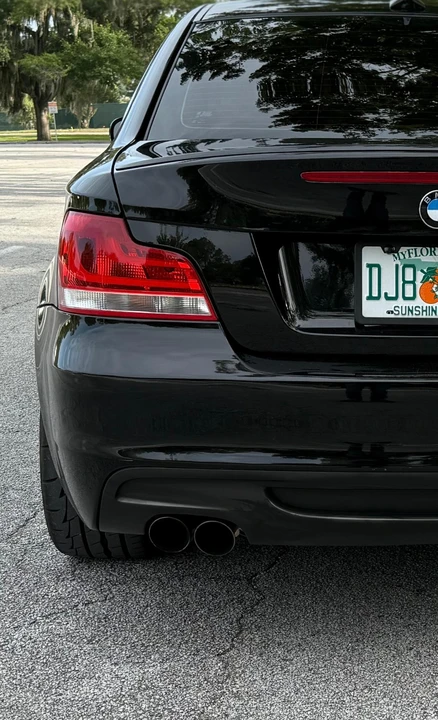 2012 BMW E82 135i & 135is - Image 30 of 31
