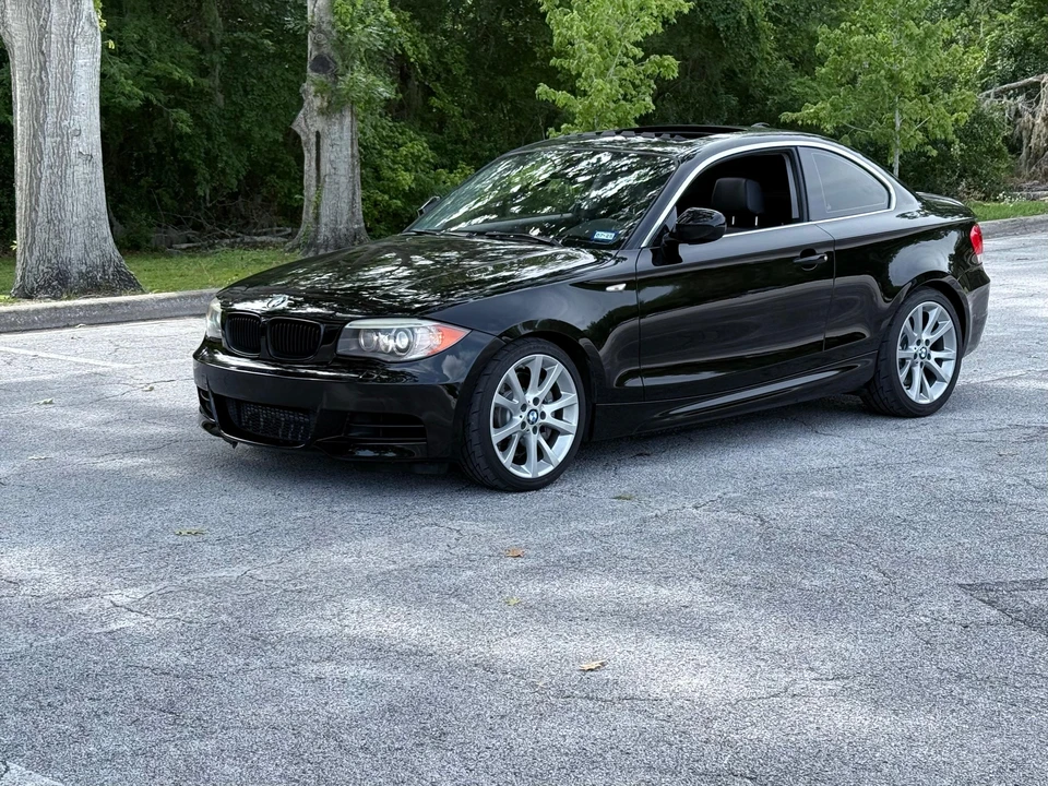 2012 BMW E82 135i & 135is - Image 9 of 31