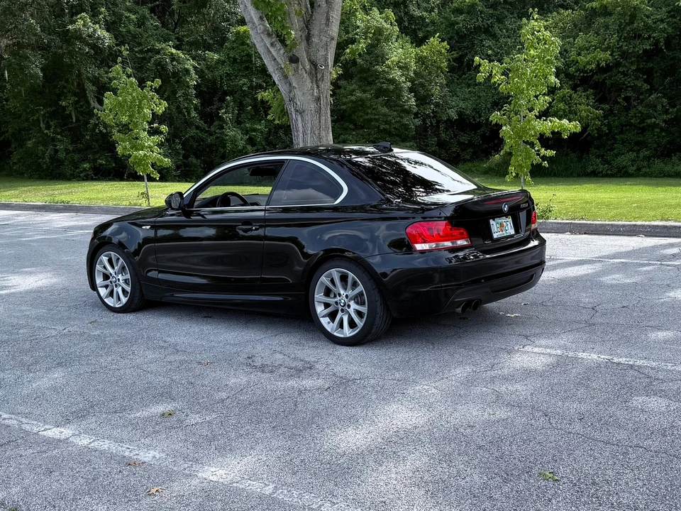 2012 BMW E82 135i & 135is - Image 14 of 31