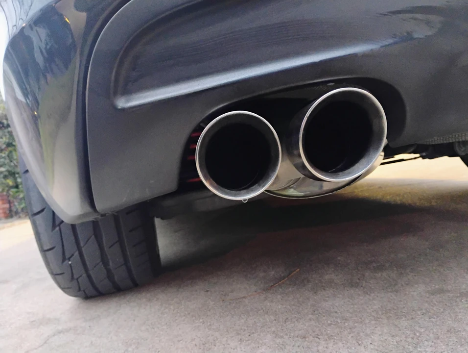 2012 BMW E82 135i & 135is - Image 30 of 31
