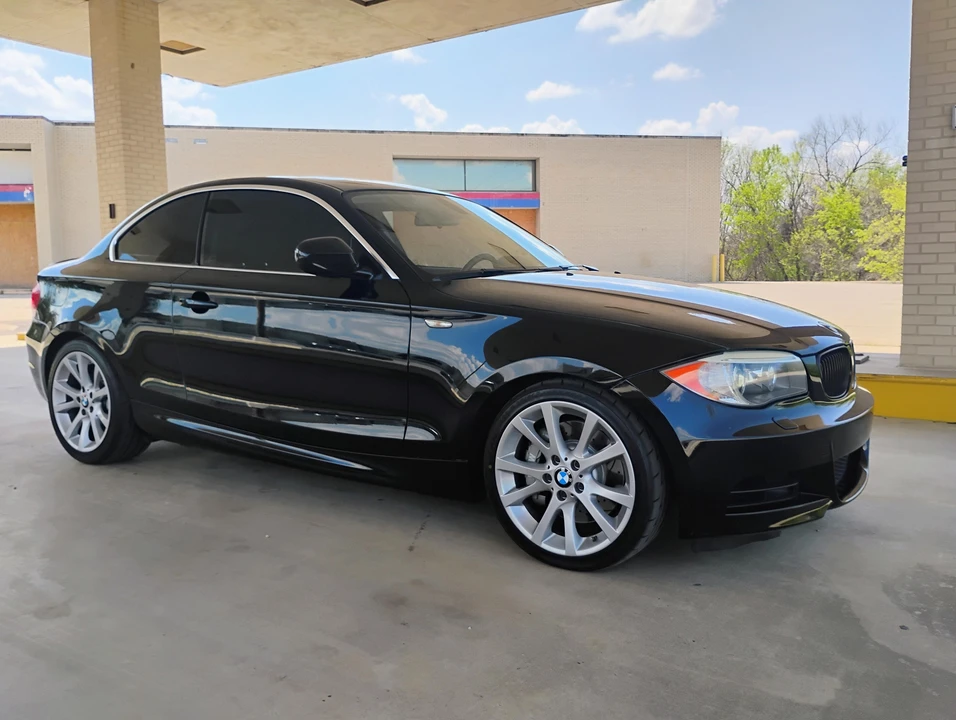 2012 BMW E82 135i & 135is - Image 18 of 31