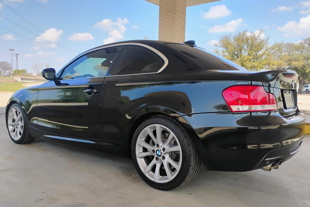 2012 BMW E82 135i & 135is - Image 4 of 31