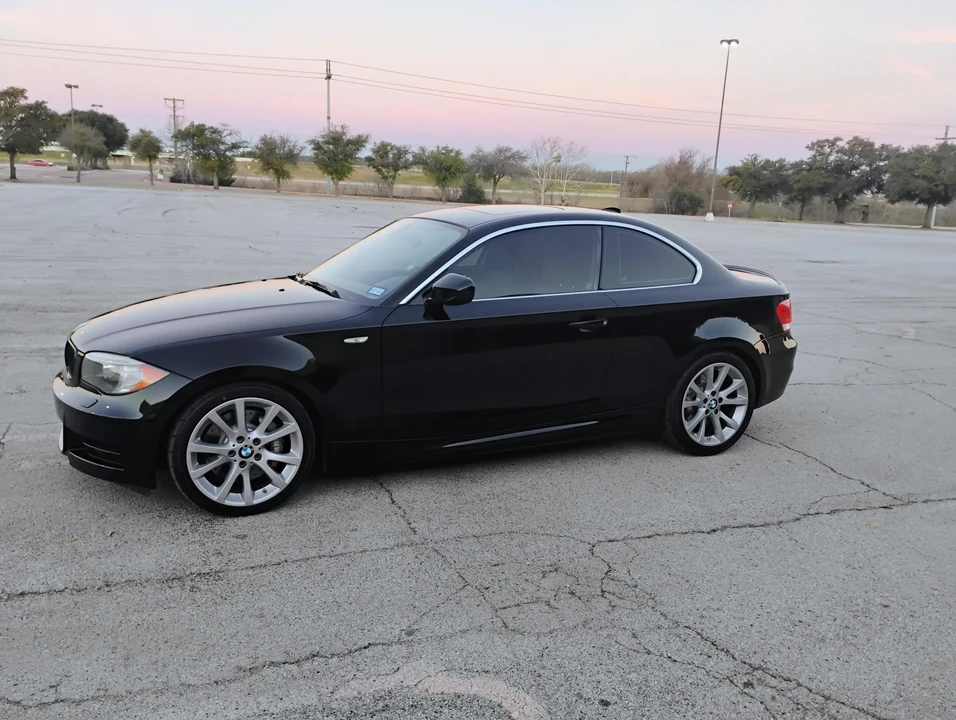 2012 BMW E82 135i & 135is - Image 10 of 31