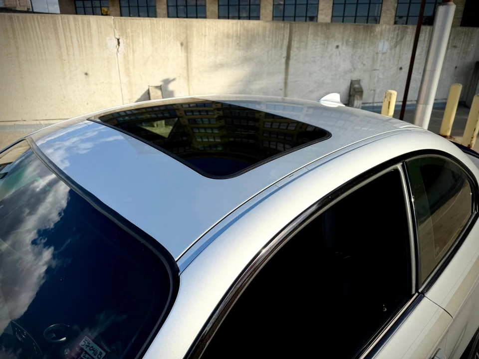 2012 BMW E82 135i & 135is - Image 25 of 31