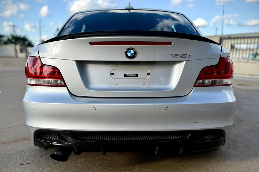 2012 BMW E82 135i & 135is - Image 5 of 31
