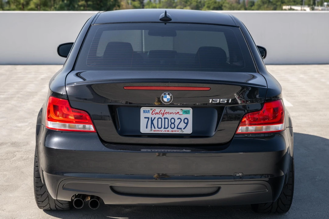2012 BMW E82 135i & 135is - Image 5 of 31