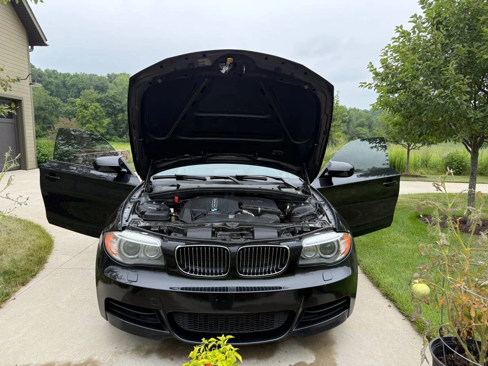 2012 BMW E82 135i & 135is - Image 4 of 22