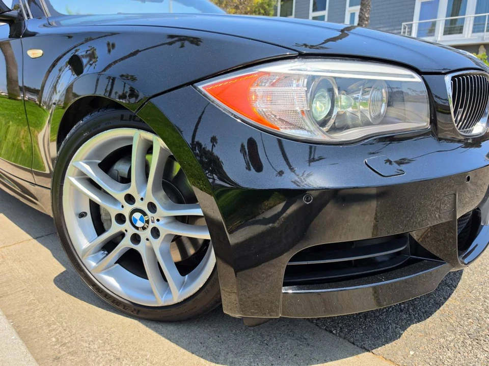 2012 BMW E82 135i & 135is - Image 21 of 24