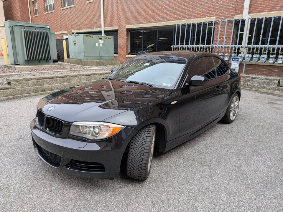 2012 BMW E82 135i & 135is - Image 2 of 20