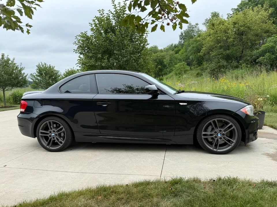 2012 BMW E82 135i & 135is - Image 2 of 17