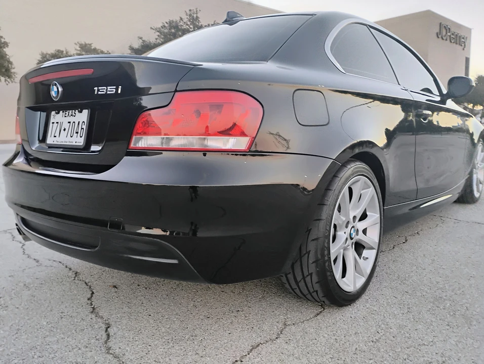 2012 BMW E82 135i & 135is - Image 22 of 31