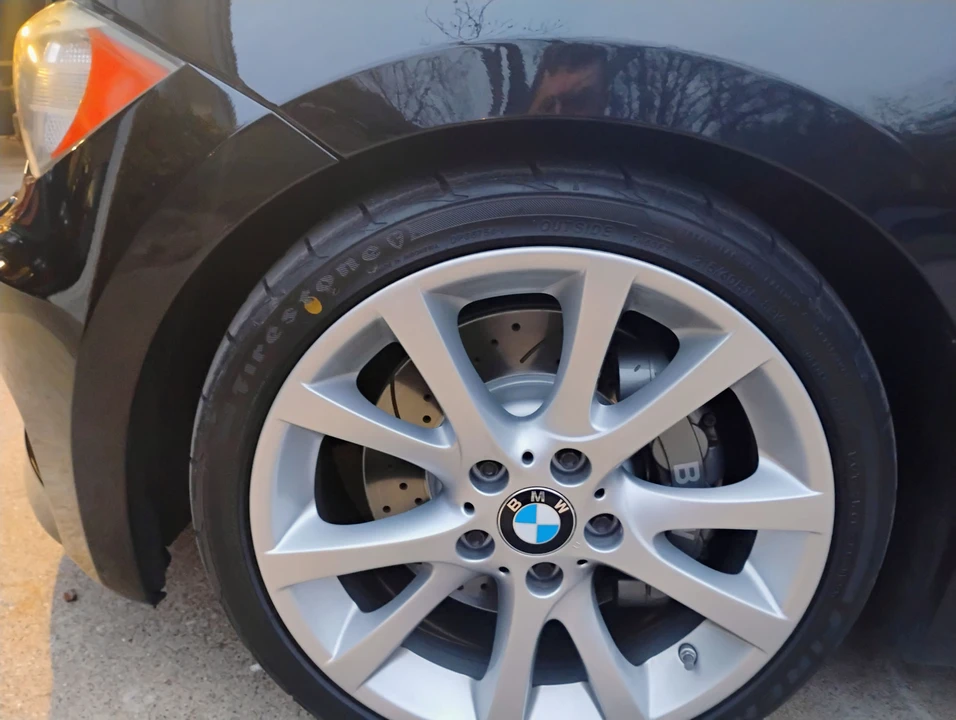 2012 BMW E82 135i & 135is - Image 26 of 31