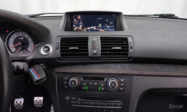 2012 BMW 1M - Image 14 of 19