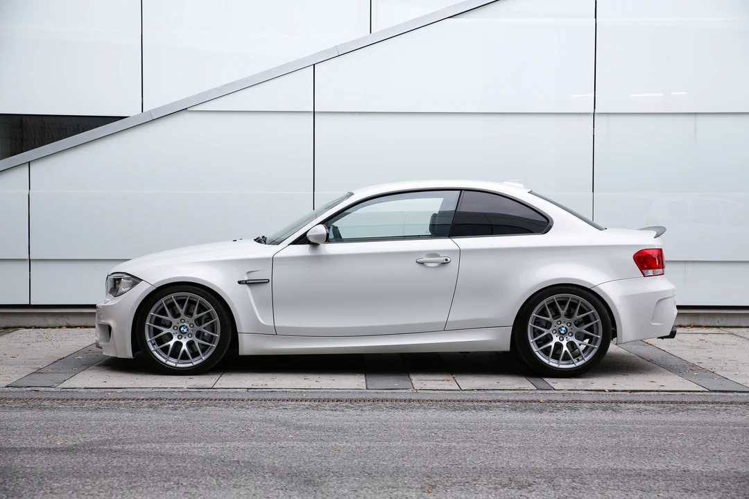 2012 BMW 1M - Image 4 of 31