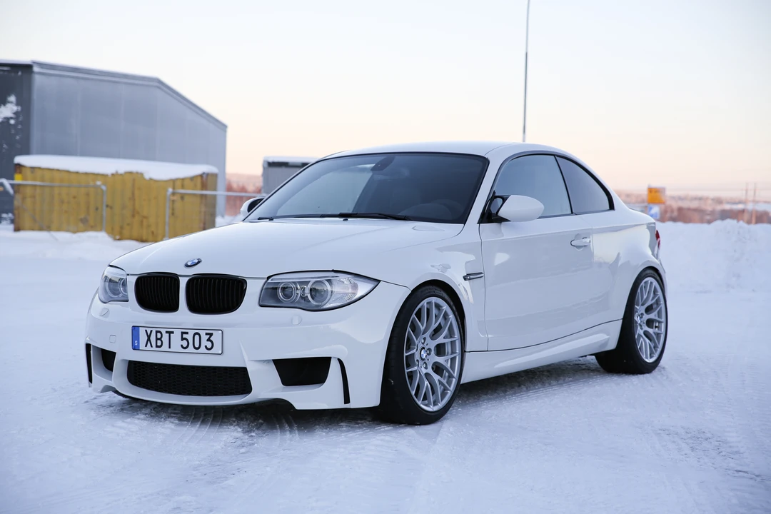 2012 BMW 1M - Image 21 of 31