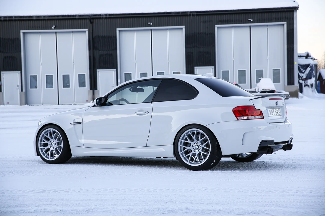2012 BMW 1M - Image 14 of 31