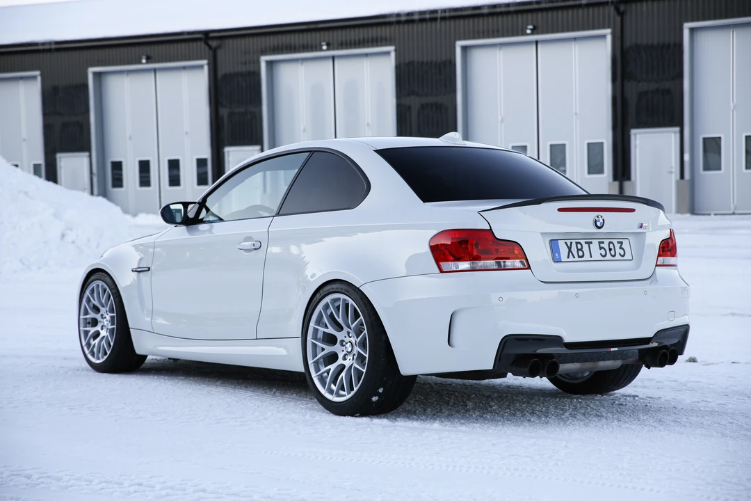 2012 BMW 1M - Image 15 of 31
