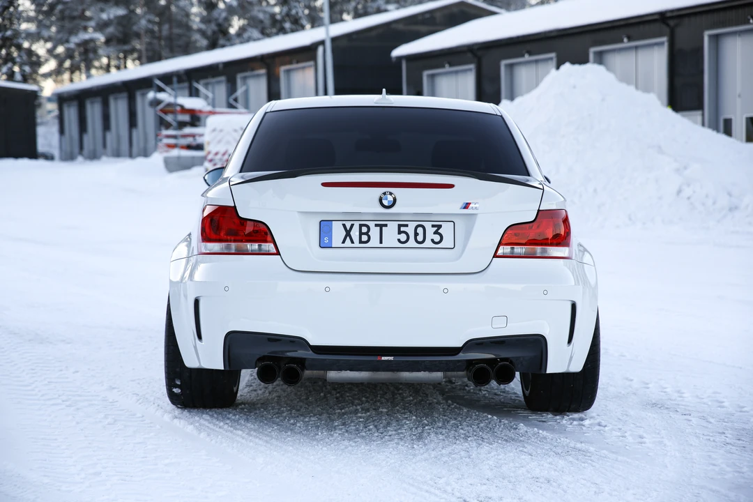 2012 BMW 1M - Image 16 of 31