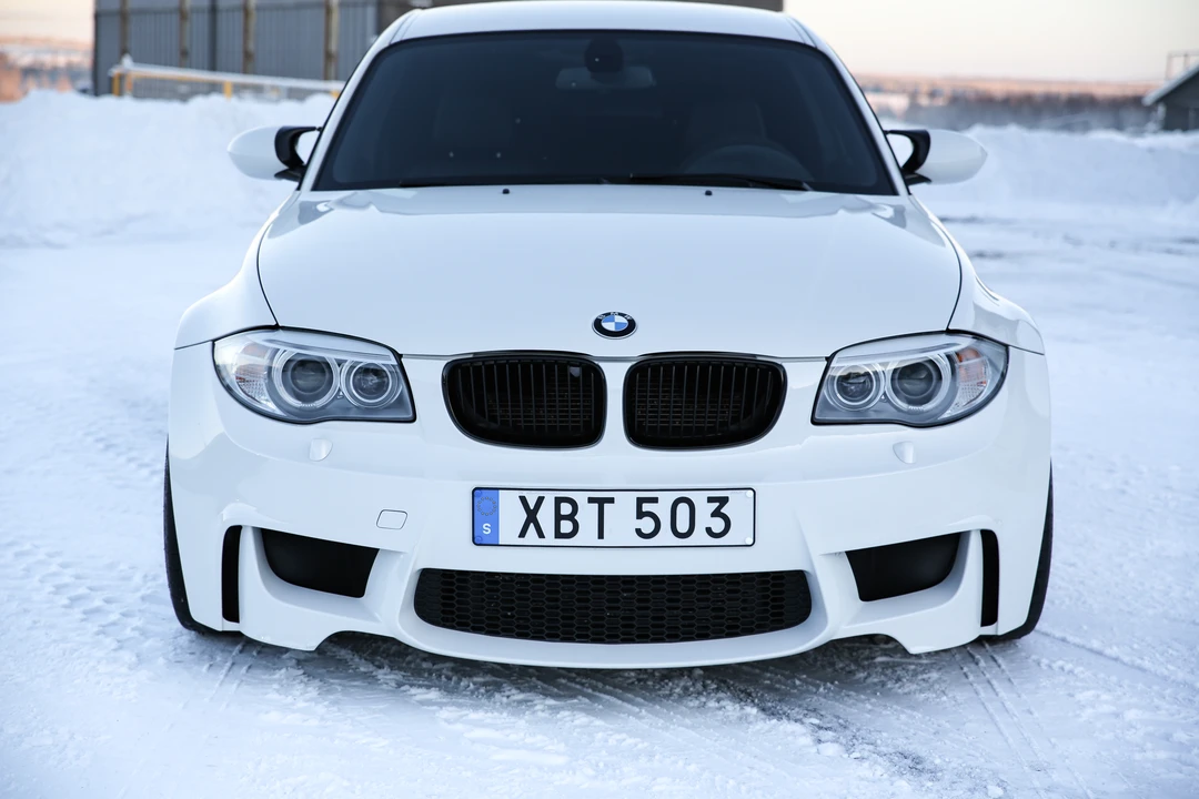 2012 BMW 1M - Image 10 of 31