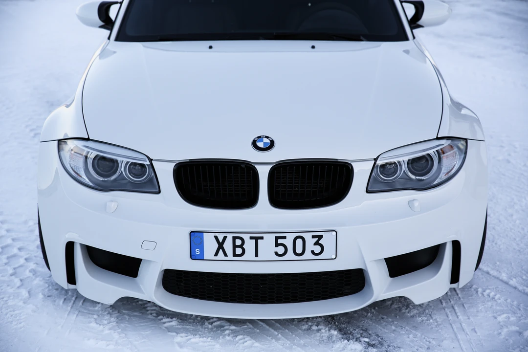 2012 BMW 1M - Image 24 of 31