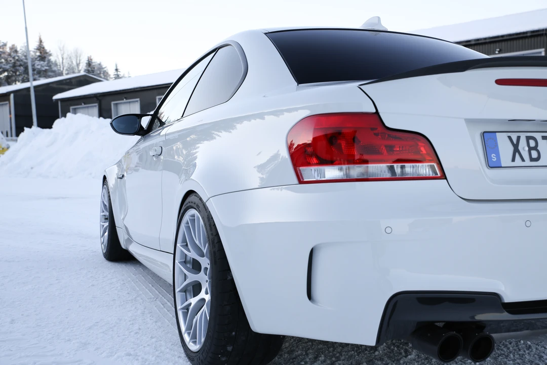 2012 BMW 1M - Image 28 of 31