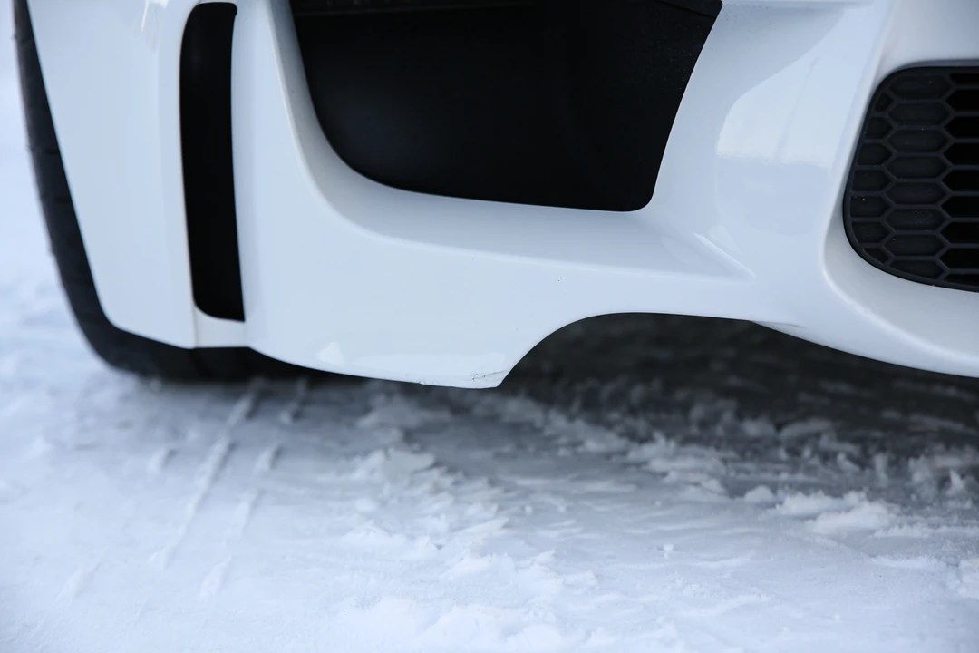 2012 BMW 1M - Image 26 of 31