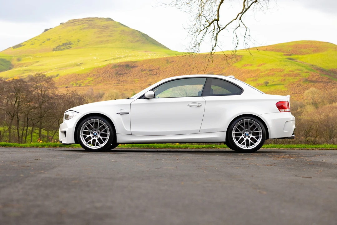 2012 BMW 1M - Image 8 of 31