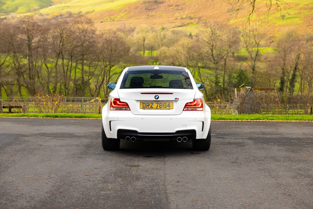 2012 BMW 1M - Image 6 of 31
