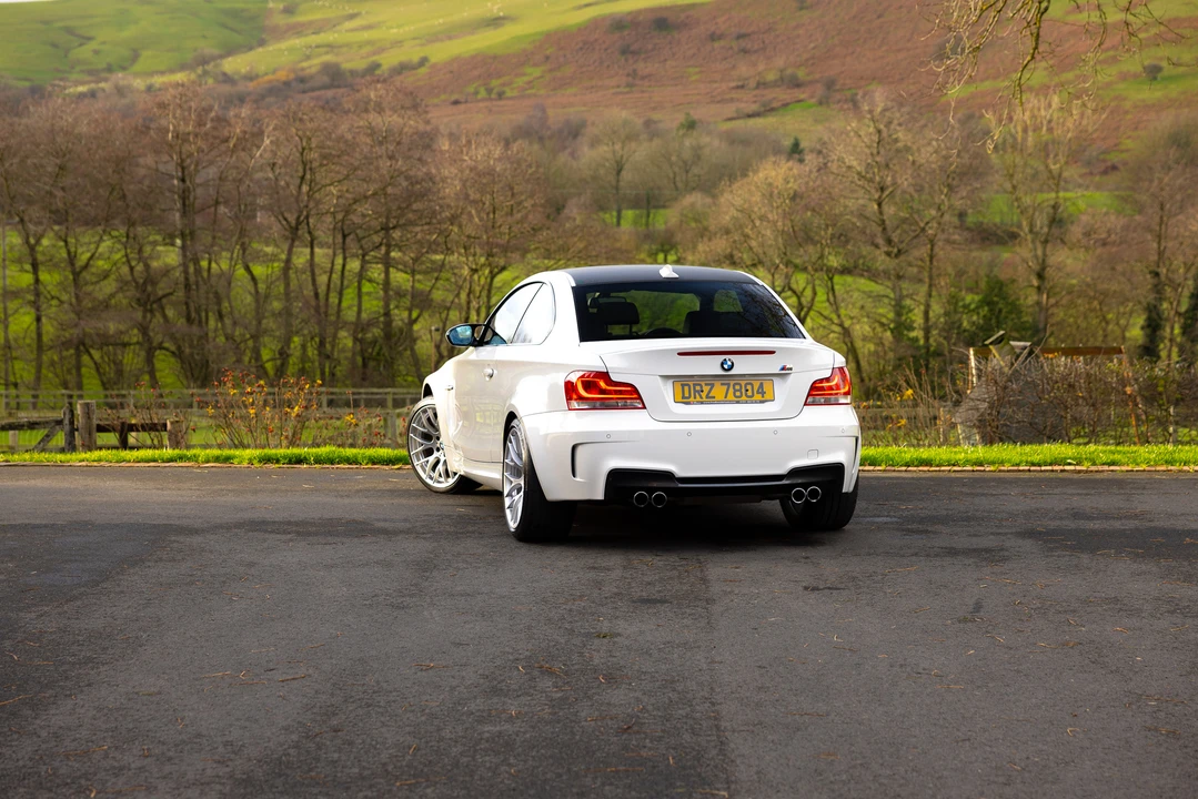 2012 BMW 1M - Image 20 of 31