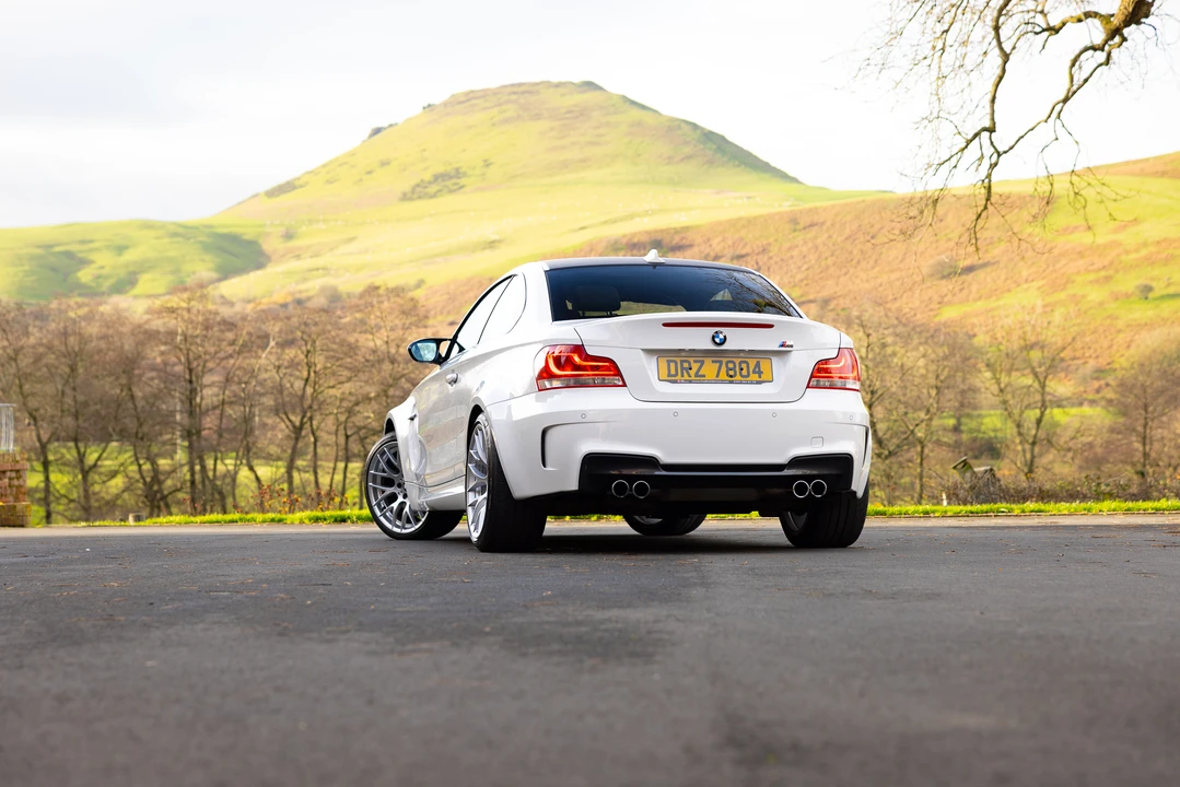 2012 BMW 1M - Image 25 of 31