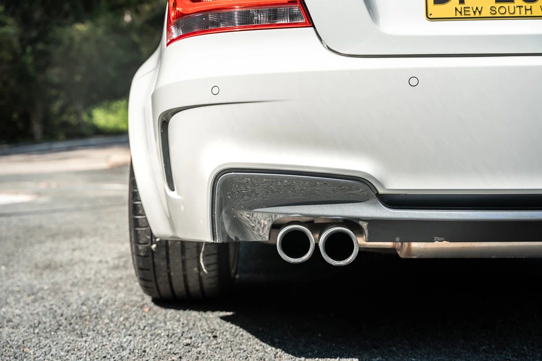 2012 BMW 1M - Image 27 of 31