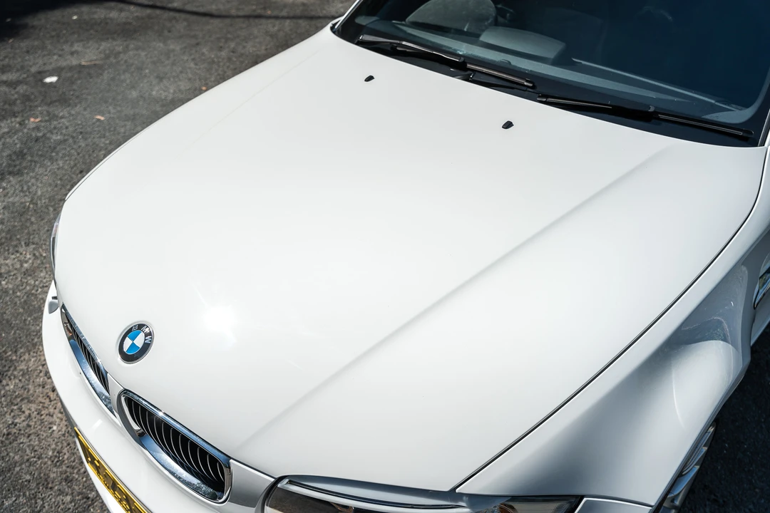 2012 BMW 1M - Image 18 of 31