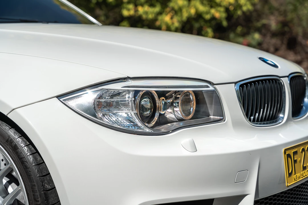 2012 BMW 1M - Image 19 of 31