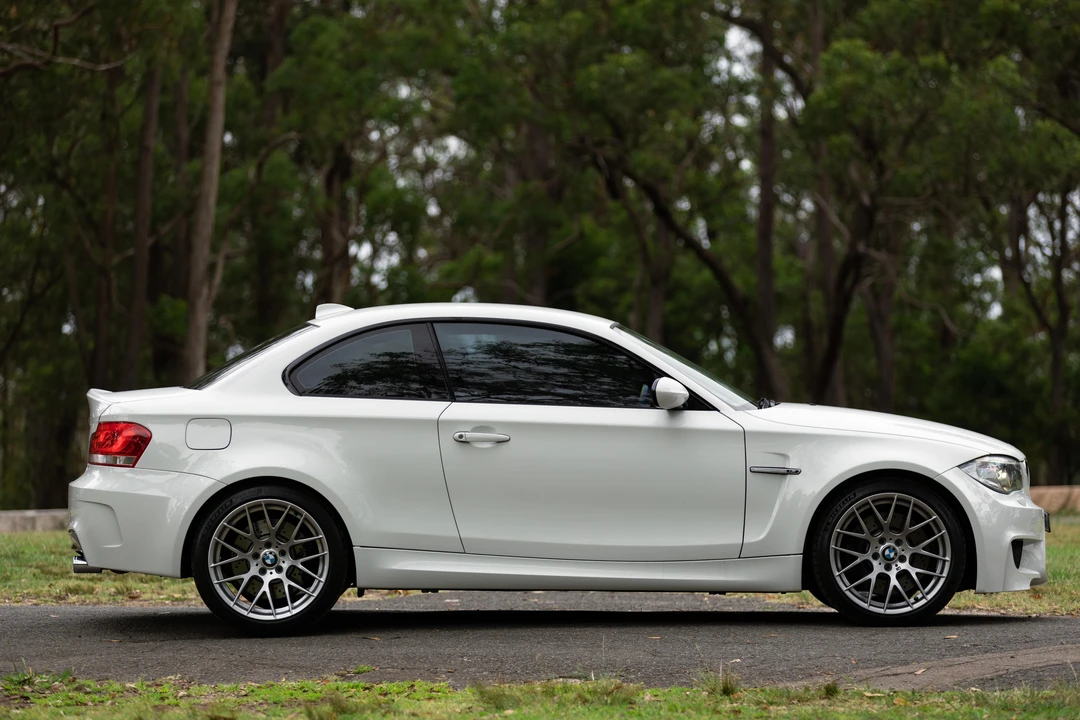 2012 BMW 1M - Image 4 of 31