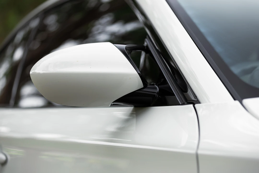 2012 BMW 1M - Image 21 of 31