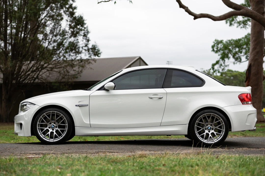 2012 BMW 1M - Image 8 of 31