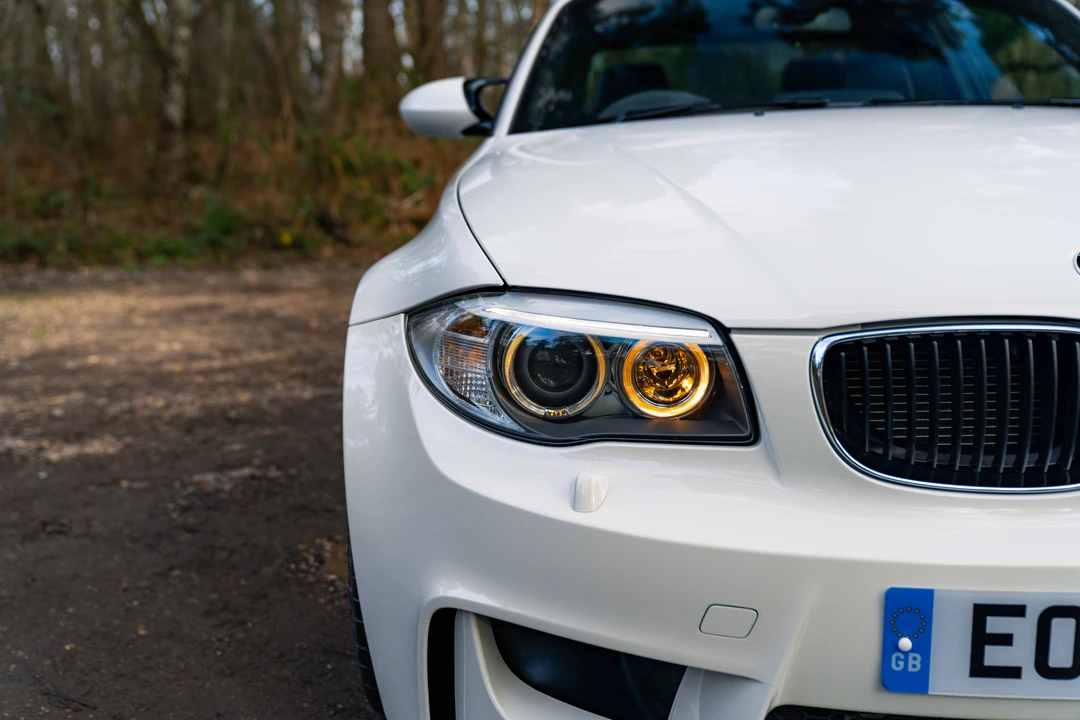 2011 BMW 1M - Image 13 of 31