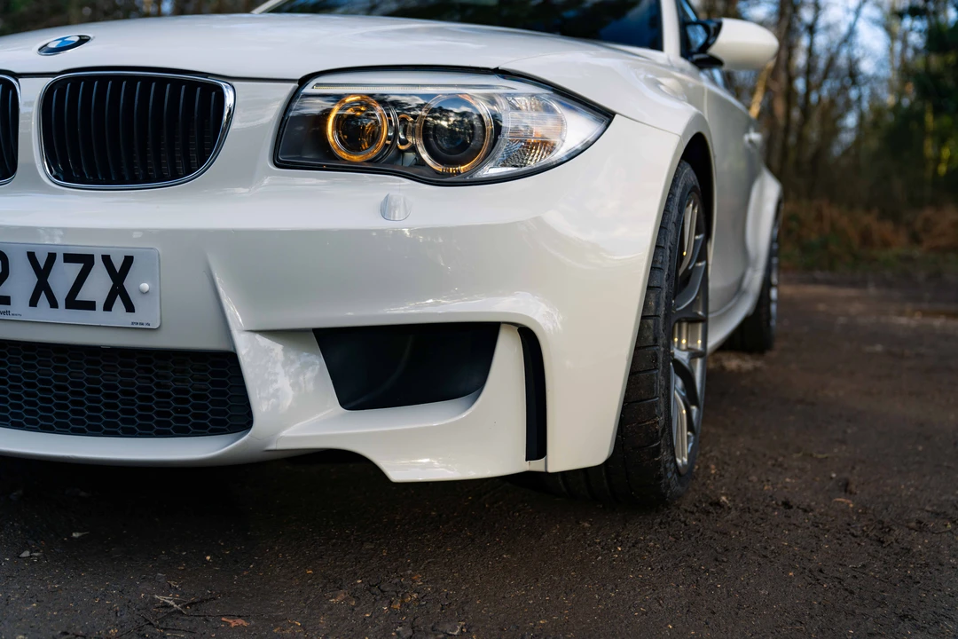 2011 BMW 1M - Image 17 of 31