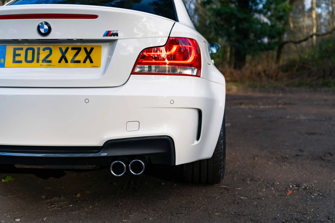 2011 BMW 1M - Image 22 of 31