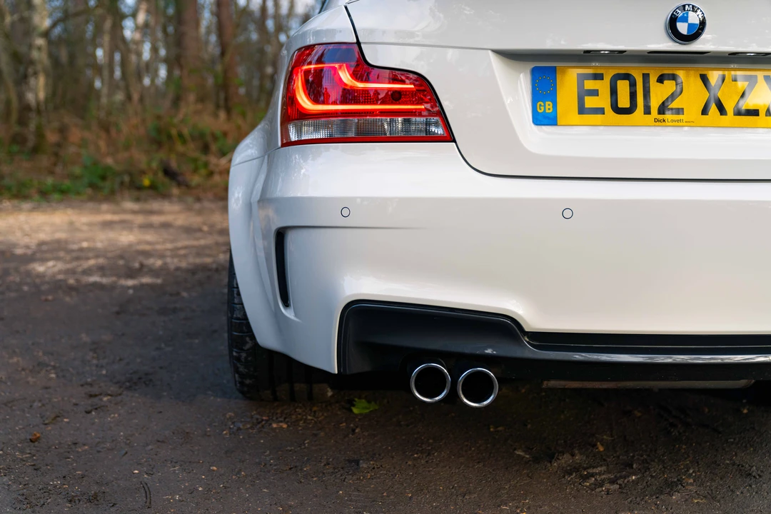 2011 BMW 1M - Image 23 of 31