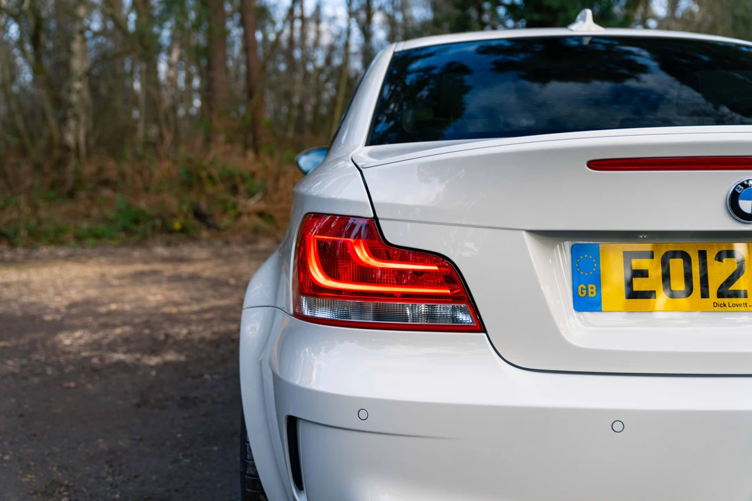 2011 BMW 1M - Image 24 of 31