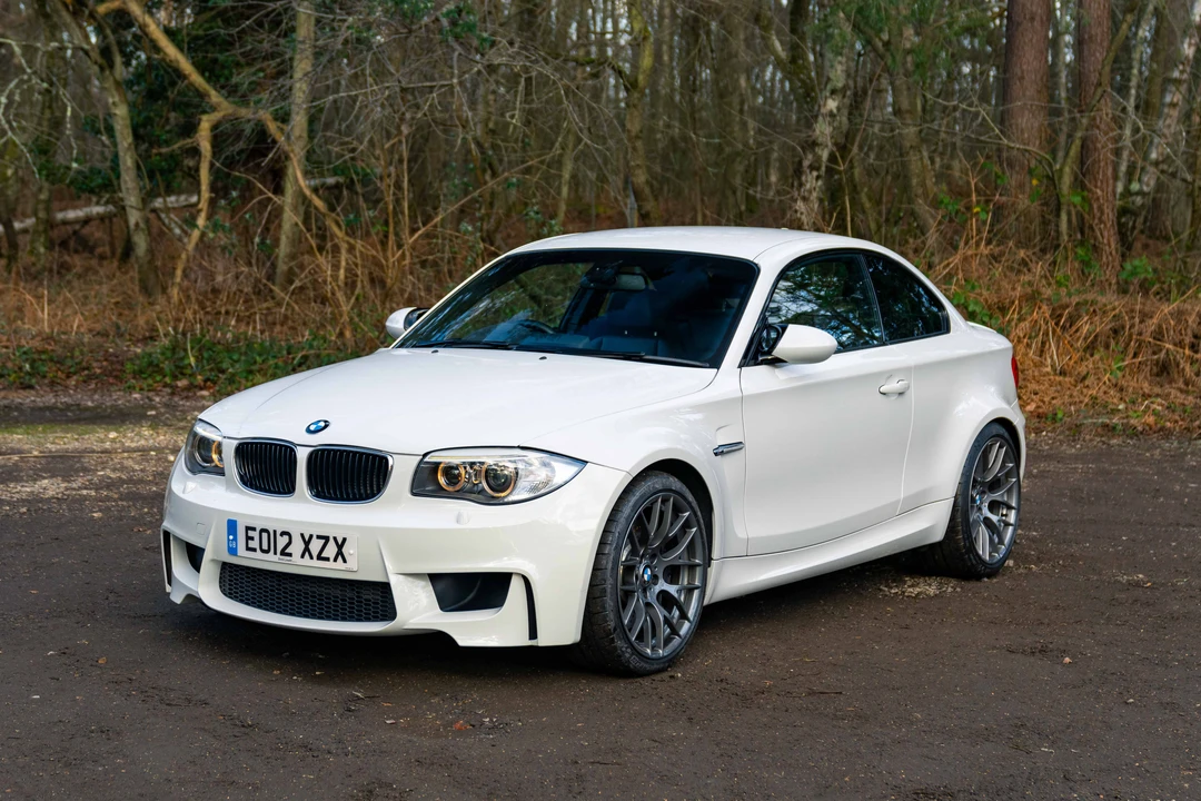 2011 BMW 1M - Image 2 of 31